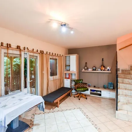 Peaceful House In The Outer Part Of Budapest